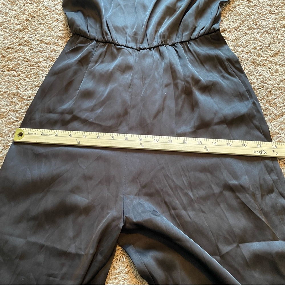 Hello Molly Black Satin Jumpsuit Womens 6 Sleeveless Thin Silky Sleek NWT - Picture 14 of 15